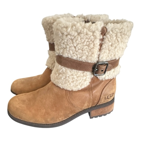 UGG Tan and Cream Shearling
Buckle Boots 8.5 Blayre II boots - Picture 3 of 9